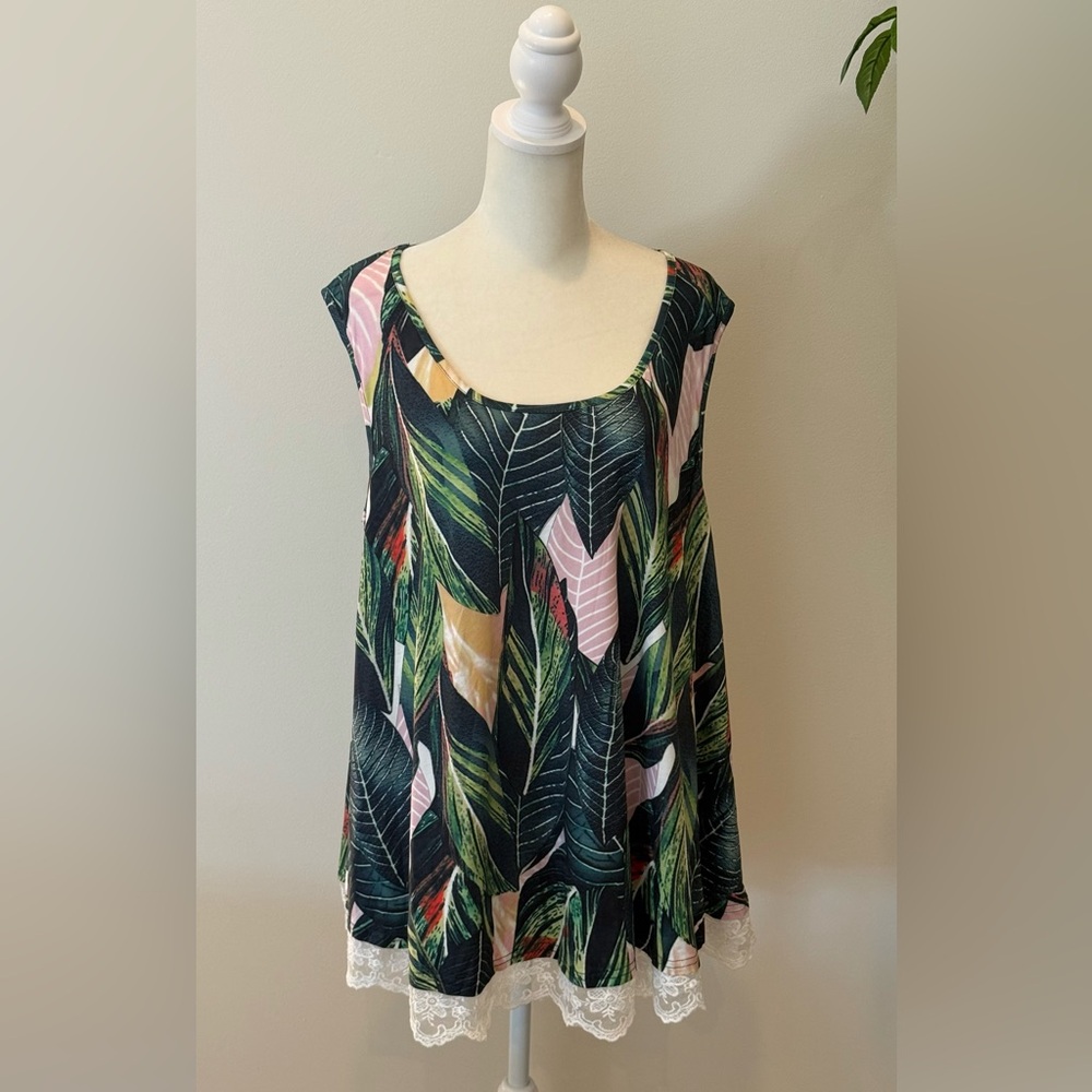 Tropical Leaf Print Women's Top